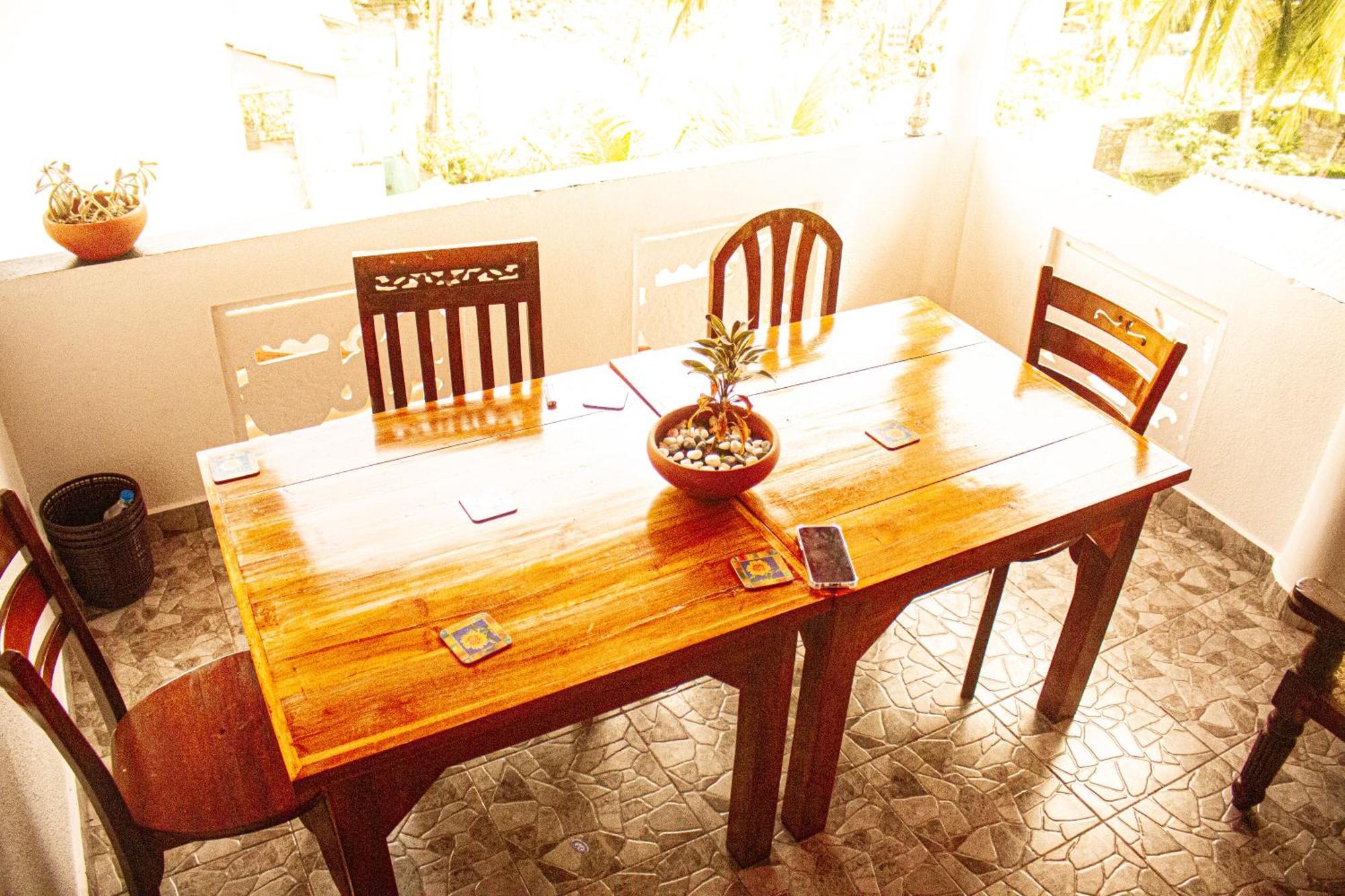 טנגלה Golden Town Hotel מראה חיצוני תמונה